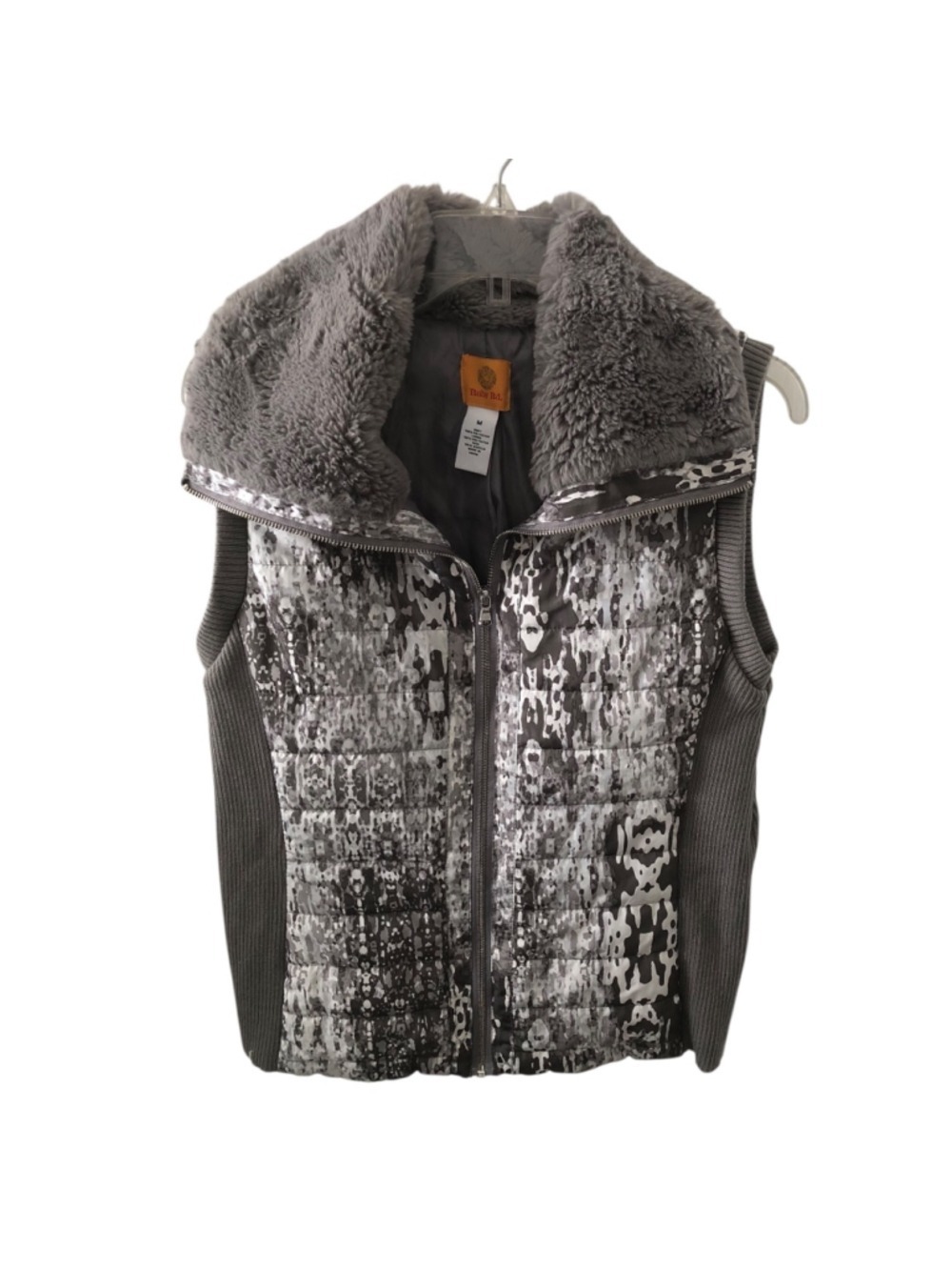 Size M Ruby Rd Puffer Vest Tailored Fit Geometric Snow Pattern Abstract Ski